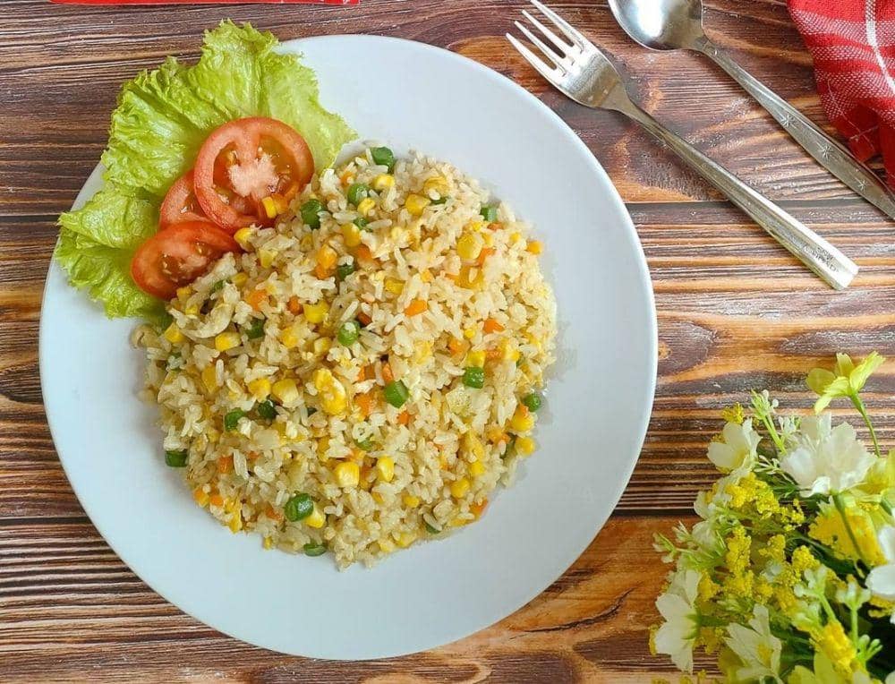 Nasi Goreng Mas Sulle: Rasa yang Menggoda Jiwa di Jantung Cilacap